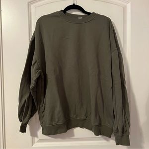 H&M Dark Green Sweatshirt